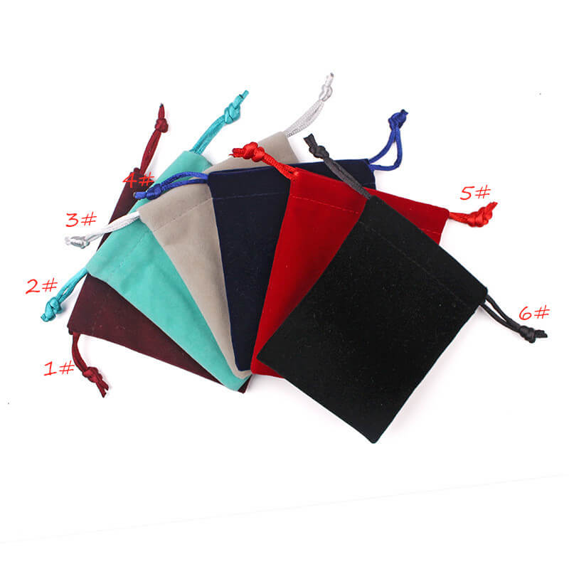 mingribbon velvet pouches